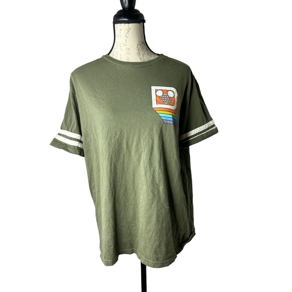 Walt Disney World Retro Rainbow Echo Olive Green T-Shirt Size Large EUC‎